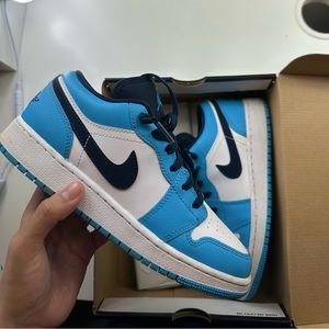 Jordan 1 low powder blue obsidian
